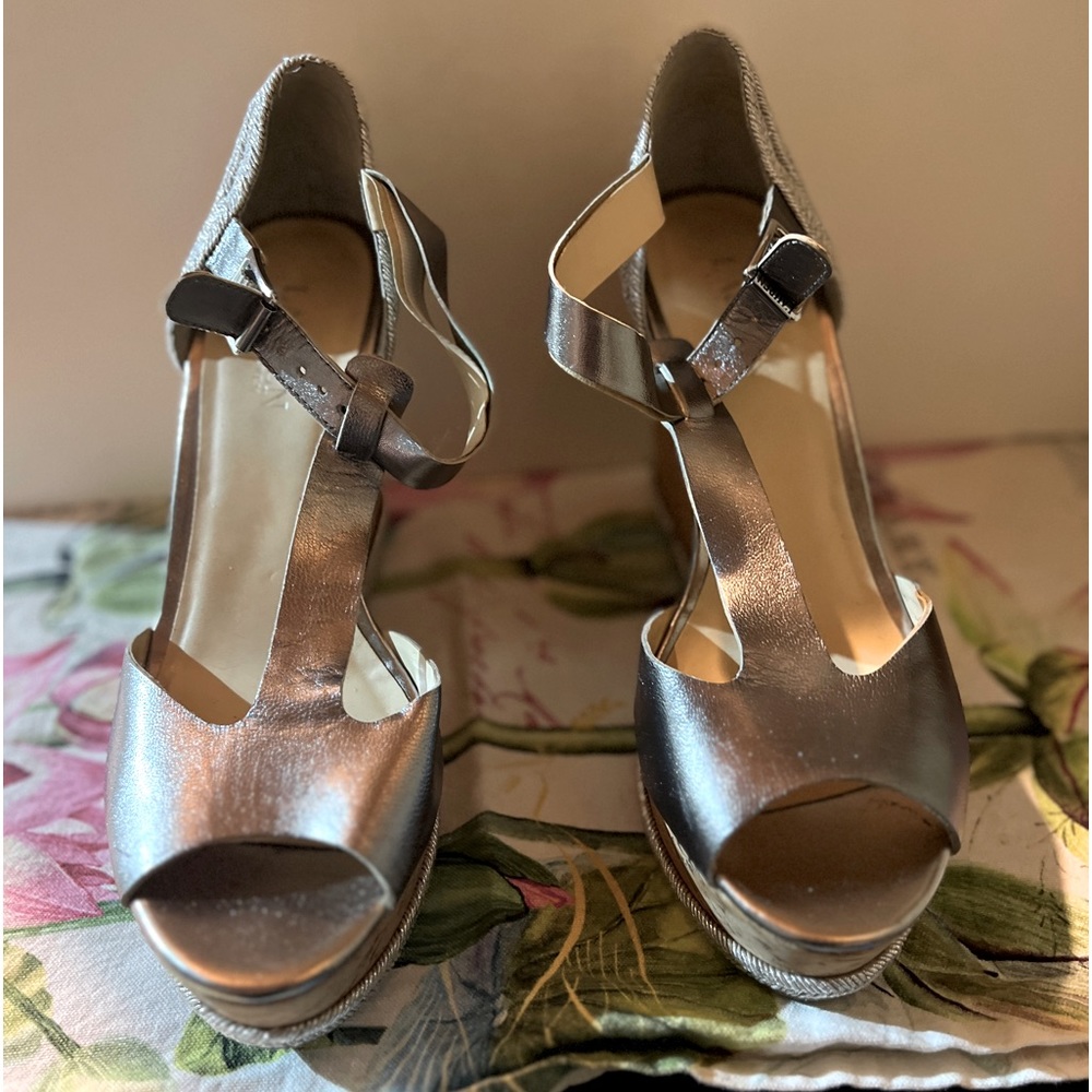Good condition, silver platform sandals, size 9